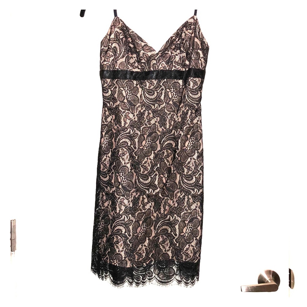 BCBG MaxAzria lace dress size 0